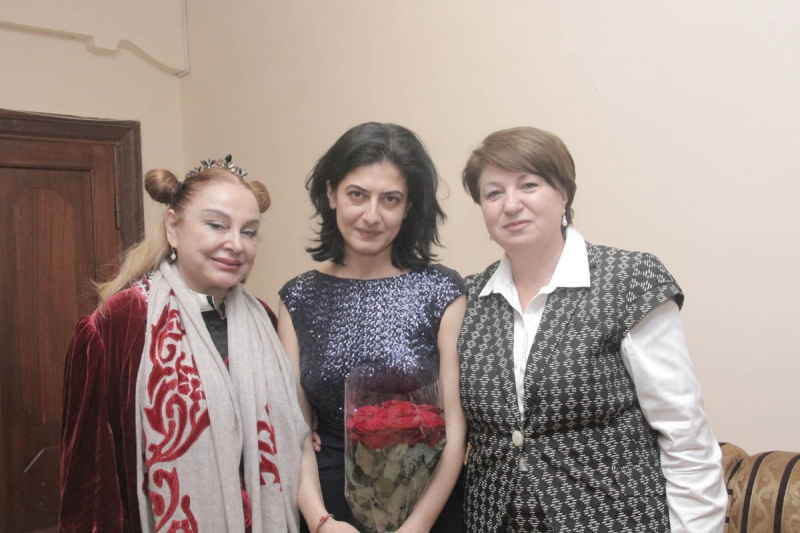Sona Van, Anahit Chaushyan, Ruzanna Sirunyan