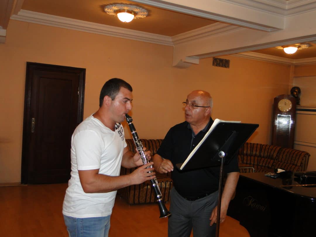 Misak Gruzyan with principal clarinetist Vyacheslav Manucharyan day 6